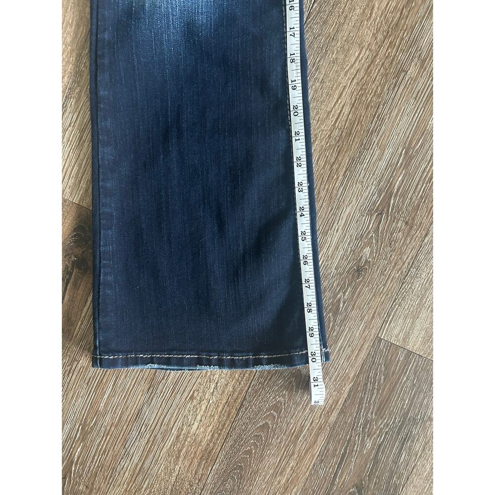 Silver Women’s Edgy Bootcut Jeans, Dark Wash, Size 33 Waist, 30 Length. - Picture 10 of 11